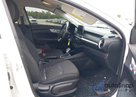 2022 Kia Forte Lxs из США, поврежденный, VIN 3KPF24AD9NE434395